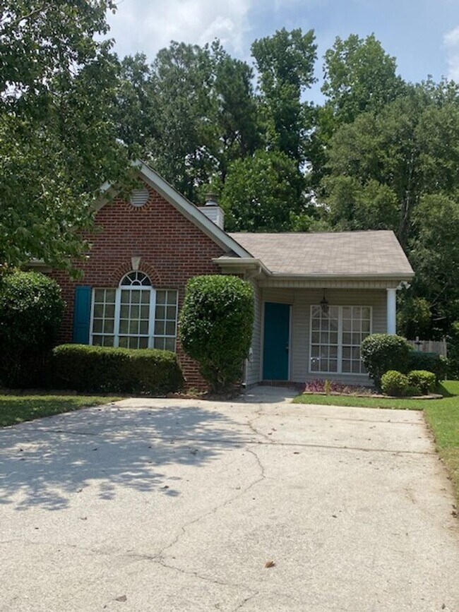 Building Photo - 114 Hidden Creek Cove