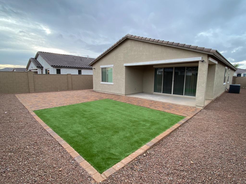 Backyard - 260 E Hawaii Dr
