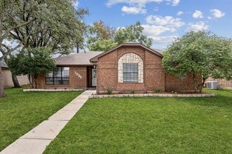 Building Photo - 1534 Haven Pl