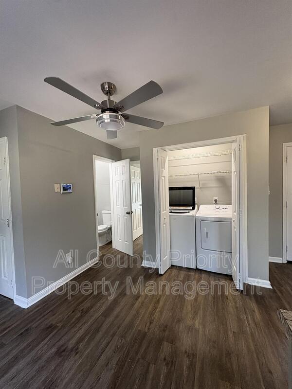 Building Photo - 4220 Loch Harbour Ln