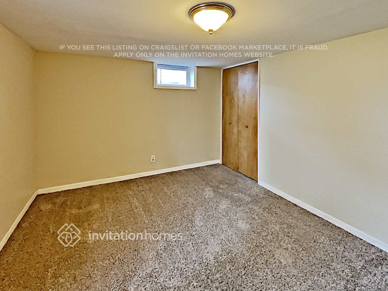 Building Photo - 3612 Commodore Dr