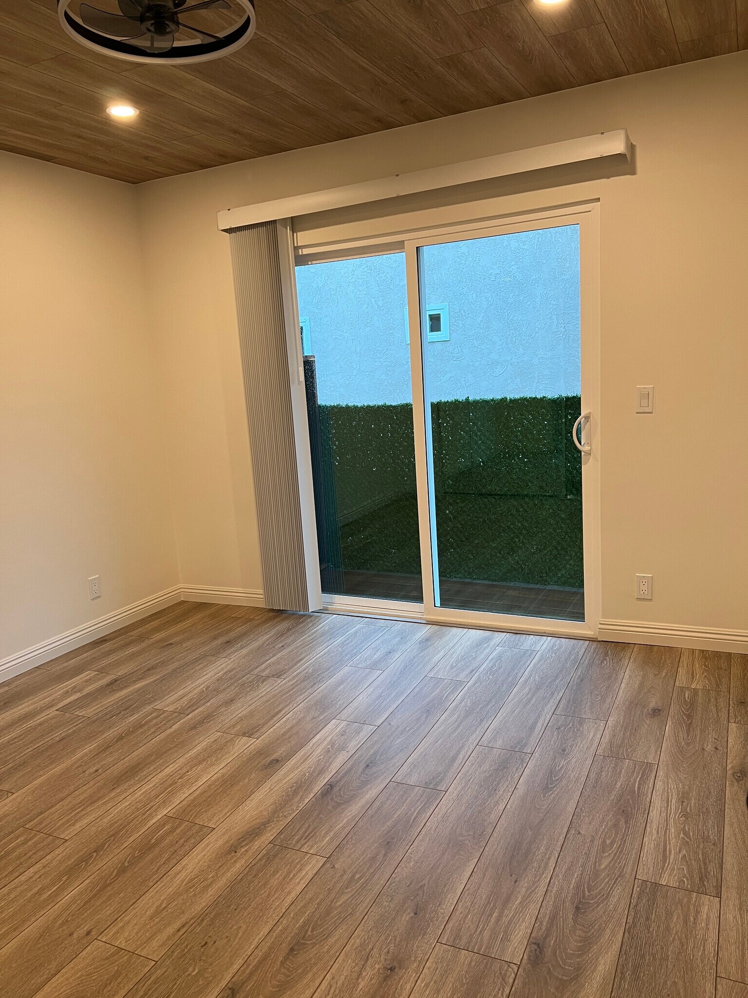 Building Photo - 33751 El Encanto Ave