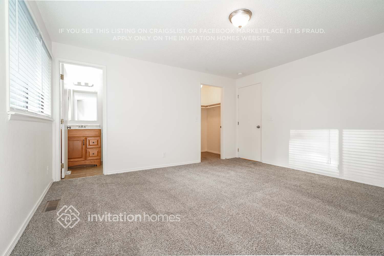 Building Photo - 2134 Hemlock St SE