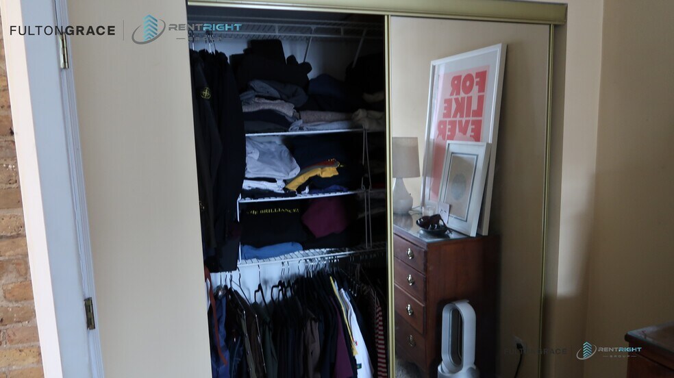 Building Photo - 1443 N Bosworth Ave