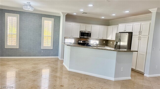 Building Photo - 10385 Brillare Ave