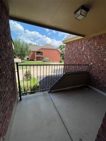 Building Photo - 208 Mozart Way
