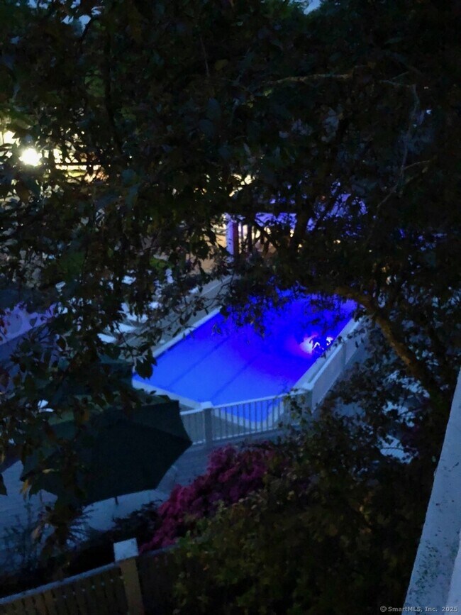 Building Photo - 912 Old Pond Ln