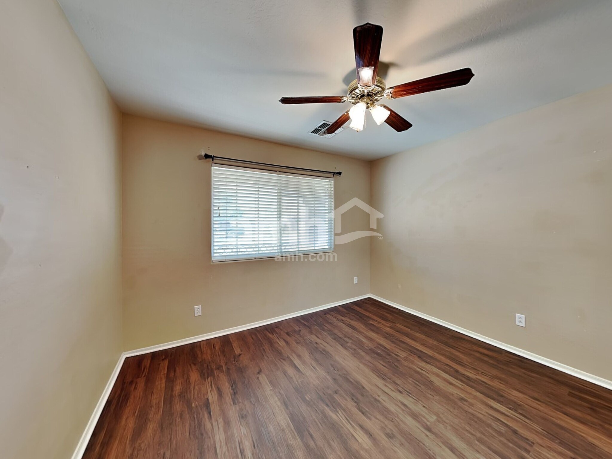 Building Photo - 16776 W Mesquite Dr