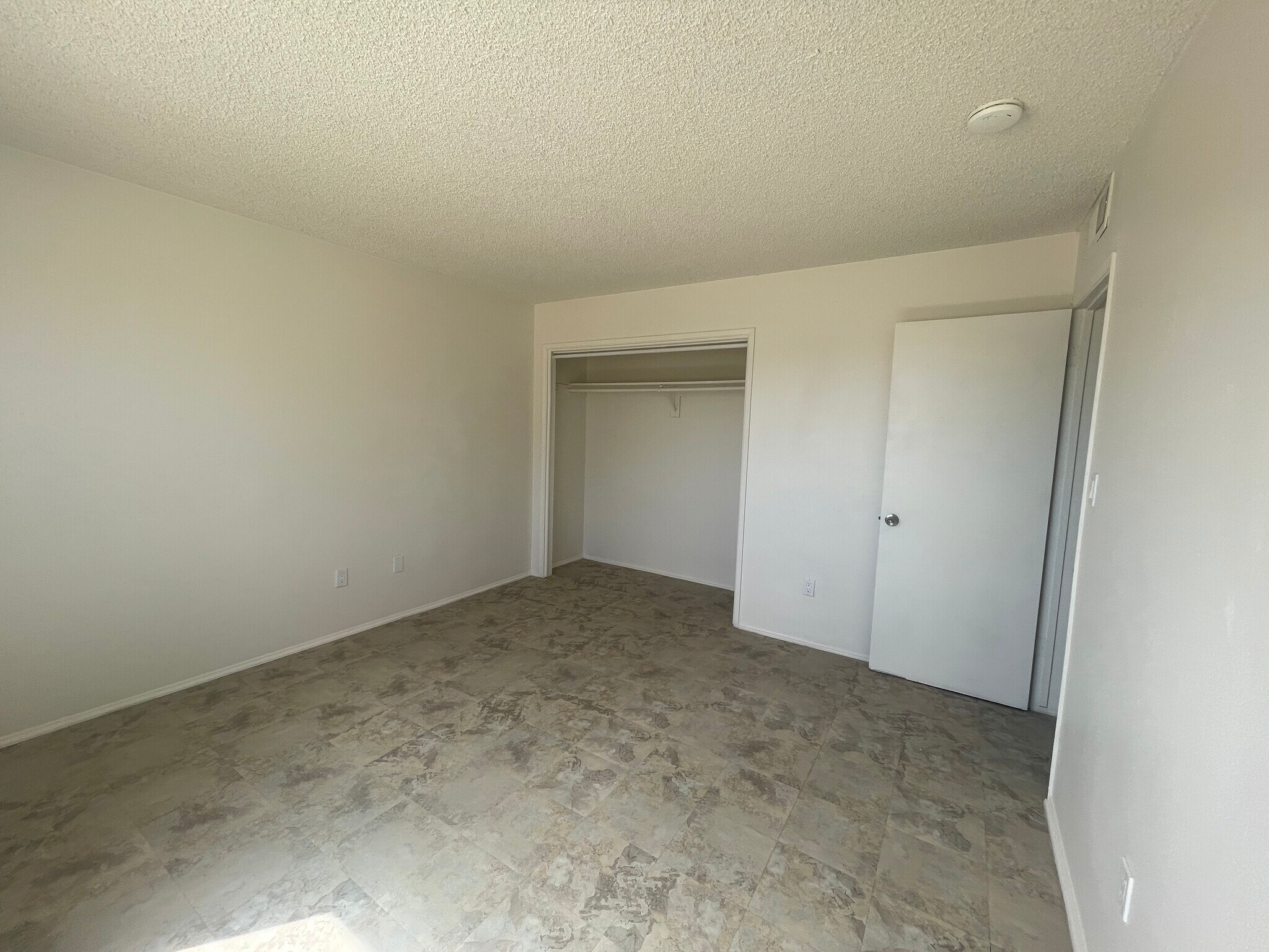 Bedroom 2 closet - 13429 Davenport St