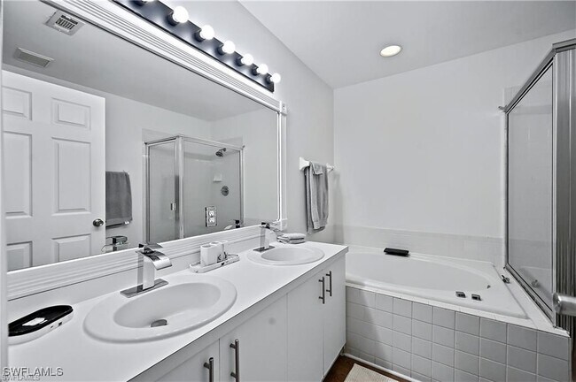 Building Photo - 3740 Fieldstone Blvd