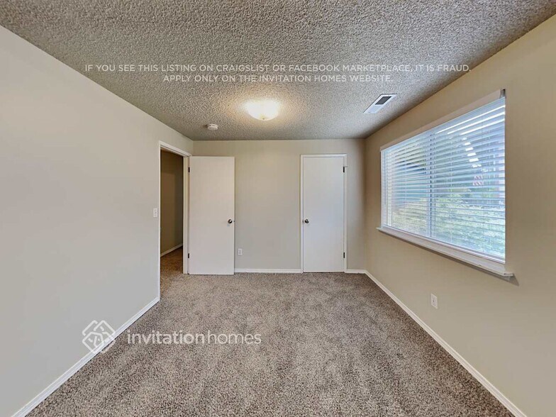 Building Photo - 2528 Platte Ct S