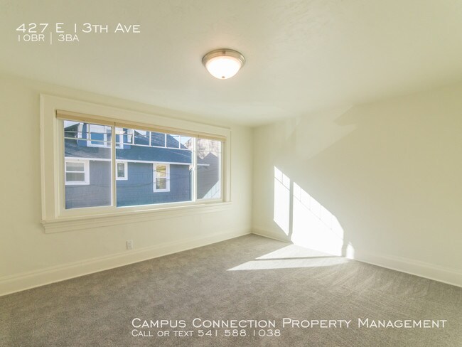 Building Photo - 427 E 13th Ave