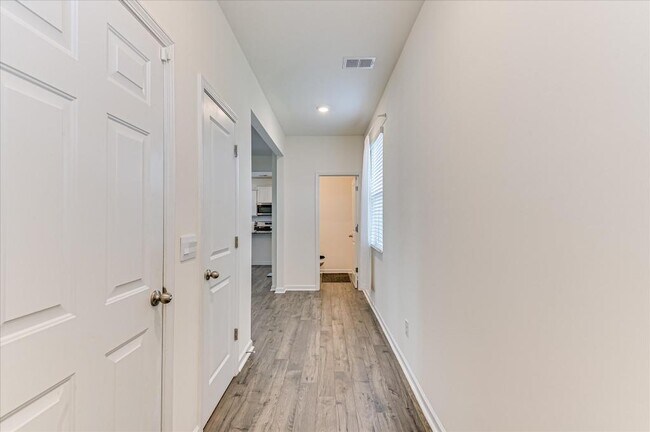 Building Photo - 2101 Saltwater Bnd