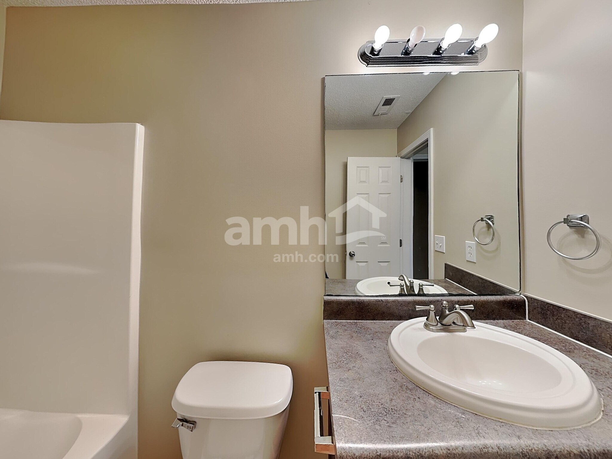 Building Photo - 117 Bainbridge Ct