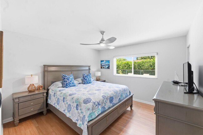 Building Photo - 6372 Sleepy Willow Way