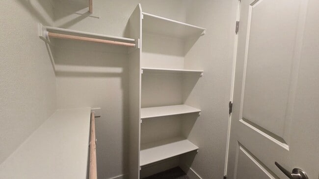Building Photo - Brand New NW Reno Townhome