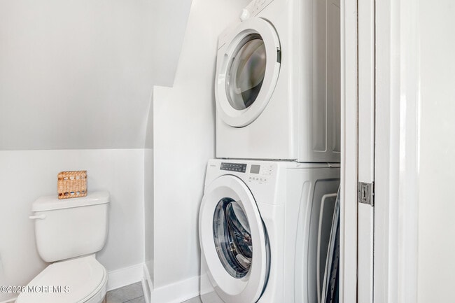 Building Photo - 100 Mt Tabor Way