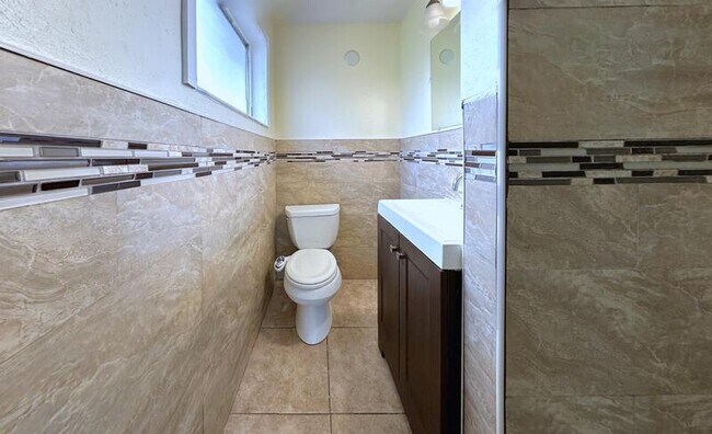 Building Photo - 4041 67th Ave N