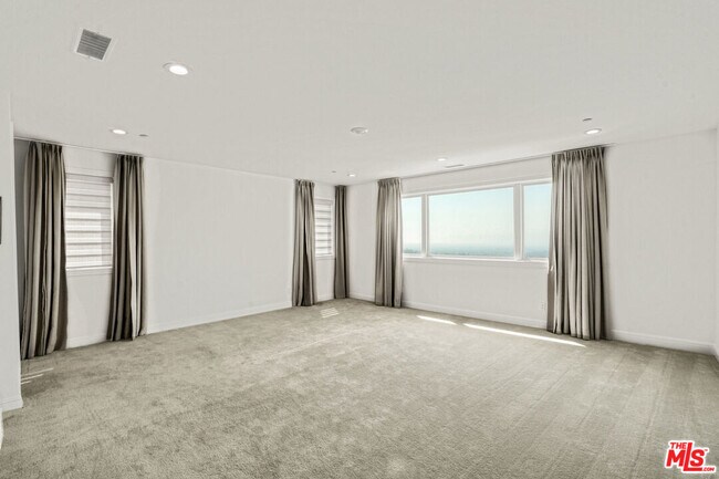 Building Photo - 20188 Marlow Ln