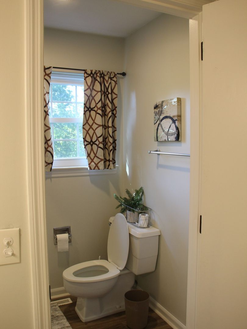 Building Photo - 8626 Surry Cir