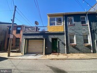 Building Photo - 1917 Gough St
