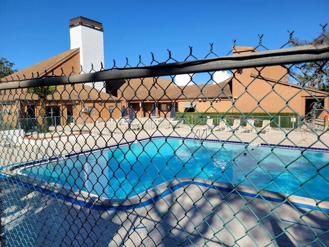 Building Photo - 12231 Magnolia Grove Ln