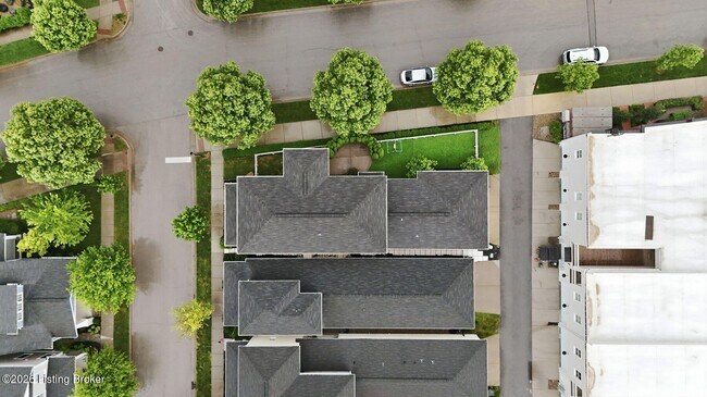 Building Photo - 6300 Mistflower Cir