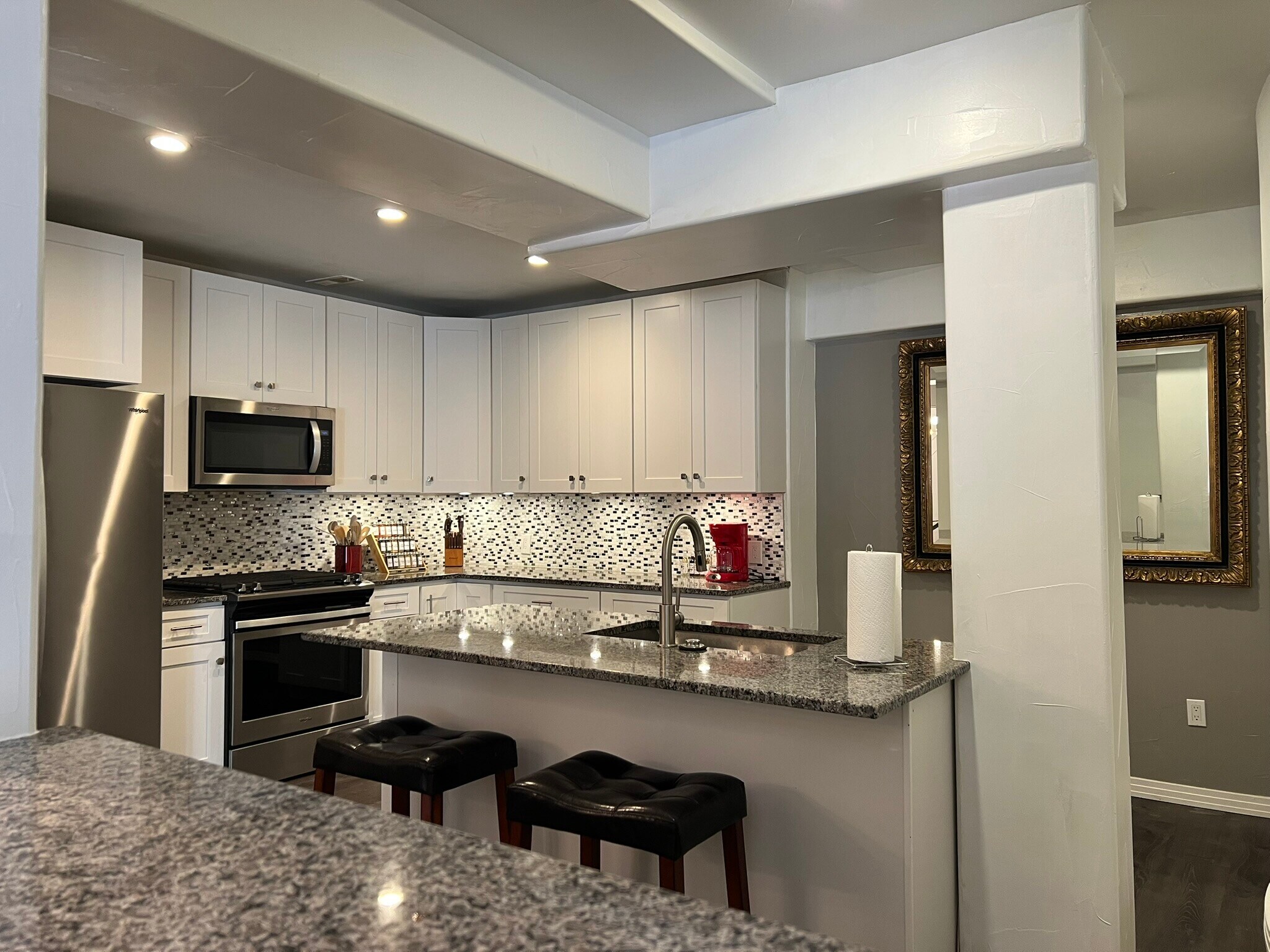 Building Photo - 192 October Pl