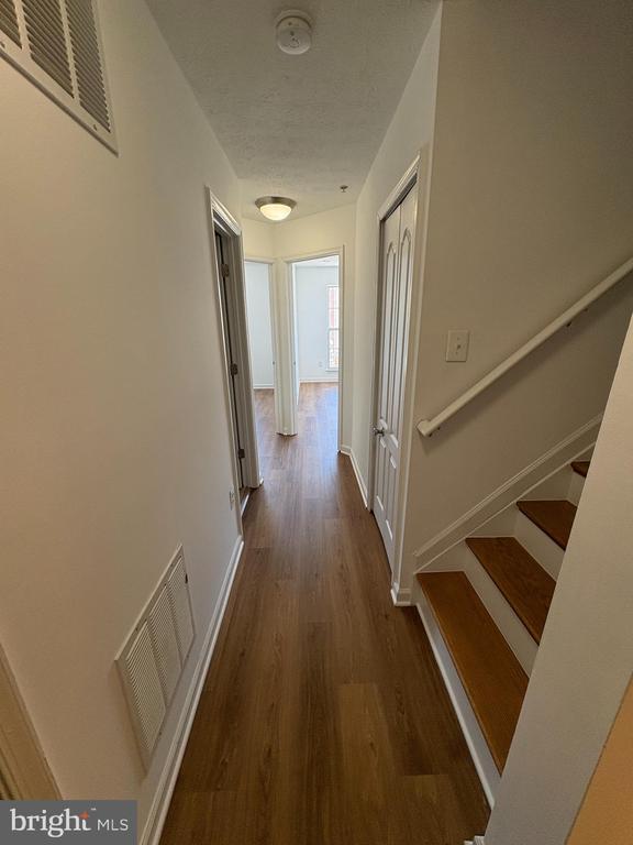 Building Photo - 4008 Enders Ln