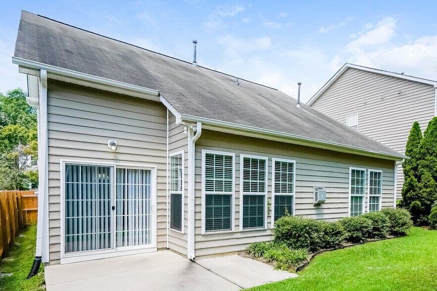 Building Photo - 529 Ashgreen Ct