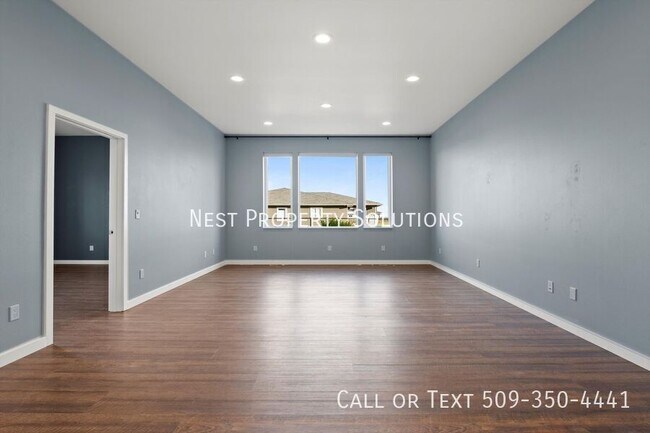 Building Photo - 7458 Bouldercrest Rd NE