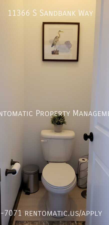 Building Photo - 11366 Sandbank Way