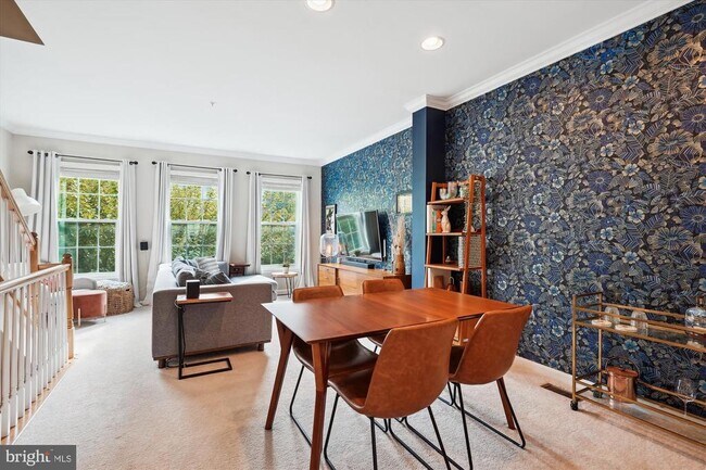 Building Photo - 5310 Chieftain Cir