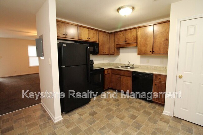 Building Photo - 531 Peachers Ridge Rd