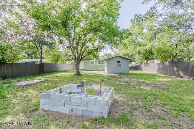 Building Photo - 1059 Little Ruth Rd