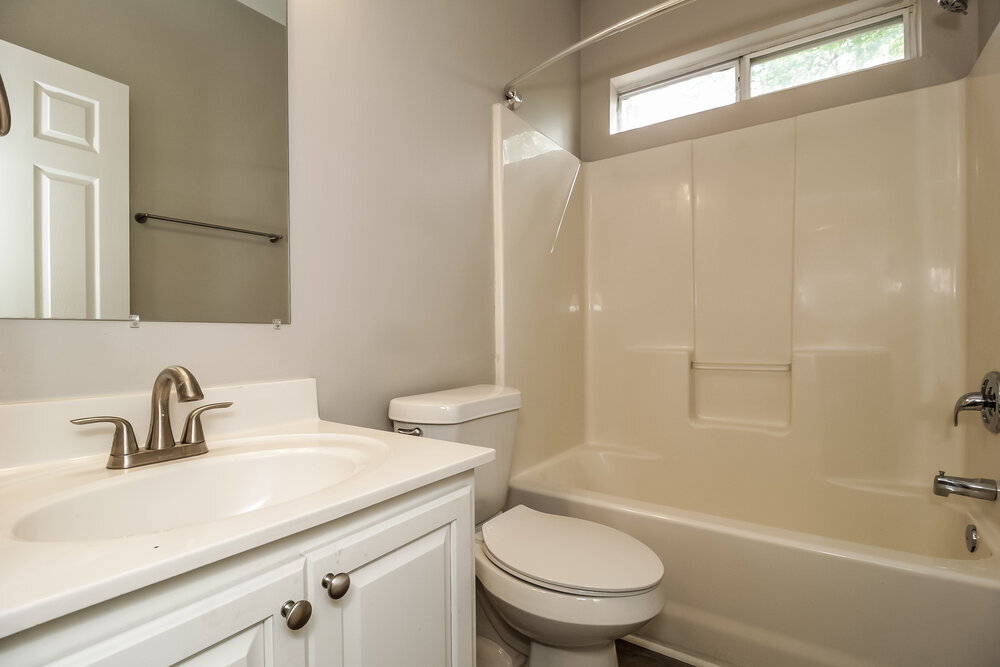 Building Photo - 2981 Courtland Oaks Trail SW