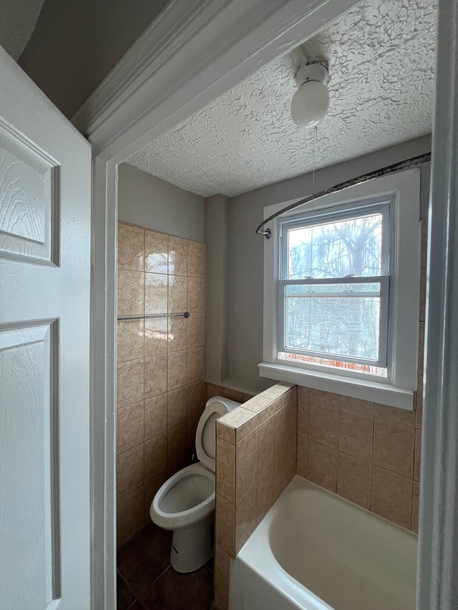 Building Photo - 45 Todd Pl NE