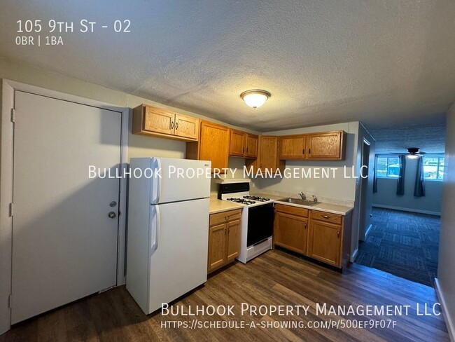 Building Photo - Freshly updated - Studio apartment - close...