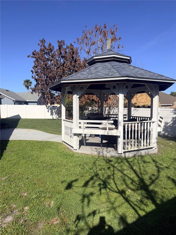 Building Photo - 2618 Hawthorne Ln