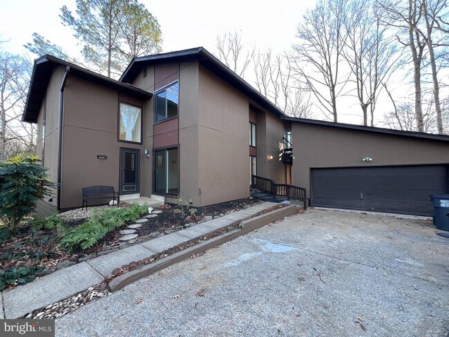 Building Photo - 12326 Mulberry Ct