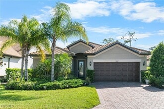 Building Photo - 12009 Avingston Lake Dr
