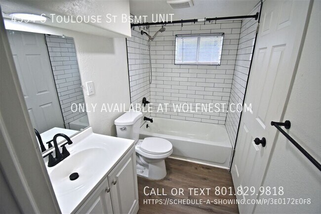 Building Photo - 4534 Toulouse St