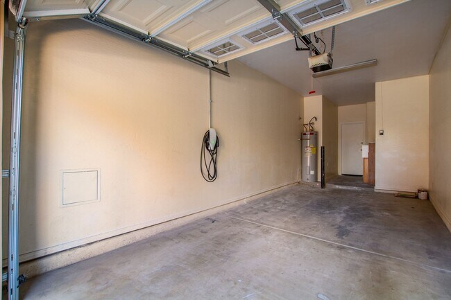 Building Photo - Beautiful Condo in Augusta Ranch (Gate Code: #4278)