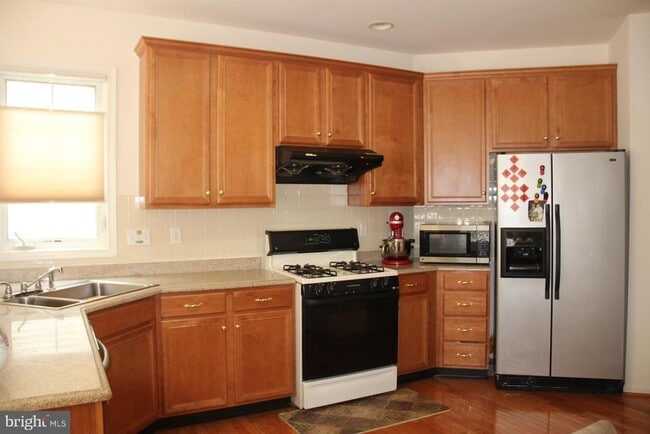 Building Photo - 134 Pendula Ct