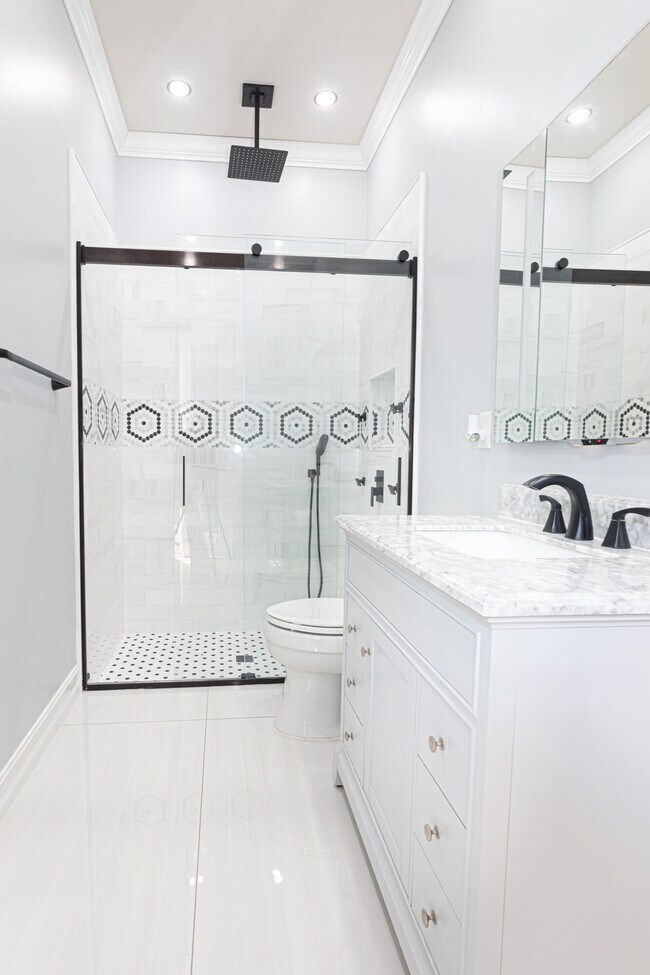 Building Photo - 3352 Siena Cir