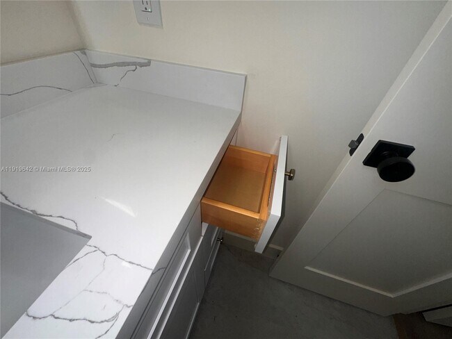 Building Photo - 11279 NW 15th Ct