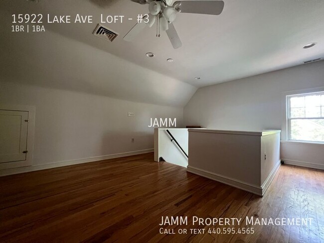 Building Photo - 15922 Lake Ave