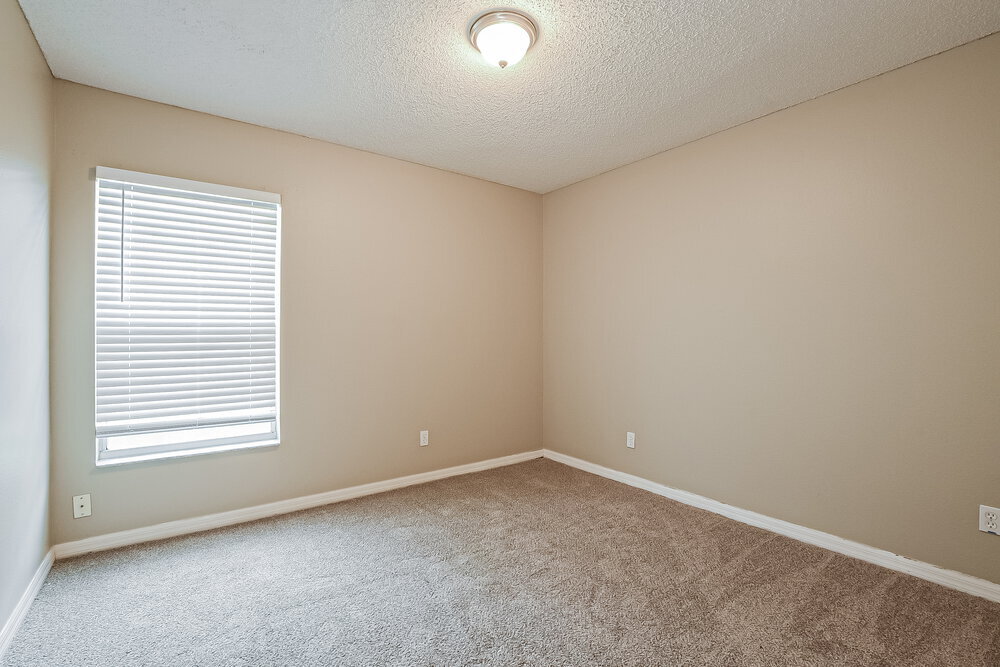 Building Photo - 3005 Lorimer Ct
