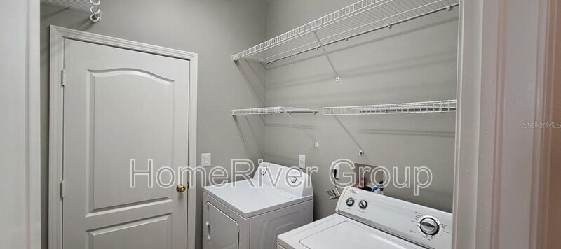 Building Photo - 5221 Clover Mist Dr