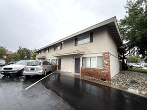 Building Photo - Talisman203